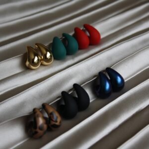 Set de 6 boucles d’oreilles en forme de goutte